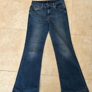 Size 28, seven jeanss NWOT